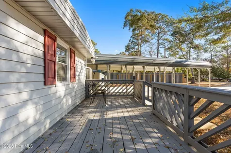 182 Lake Drive SW Supply NC 28462