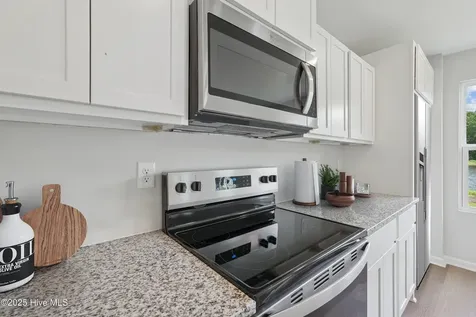 17 E Farley Drive Hampstead NC 28443