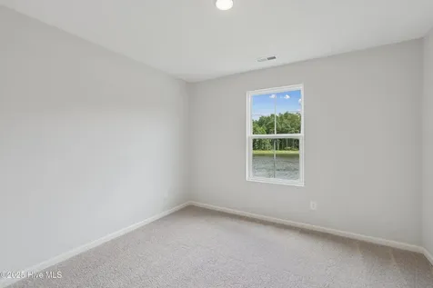 17 E Farley Drive Hampstead NC 28443