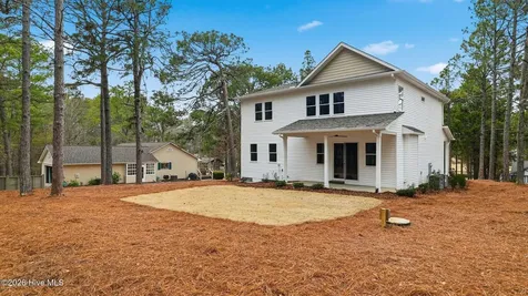 139 Lancashire Lane Seven Lakes NC 27376