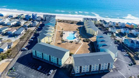 918 N New River Drive Surf City NC 28445