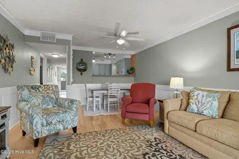 118 Lake Avenue Morehead City NC 28557