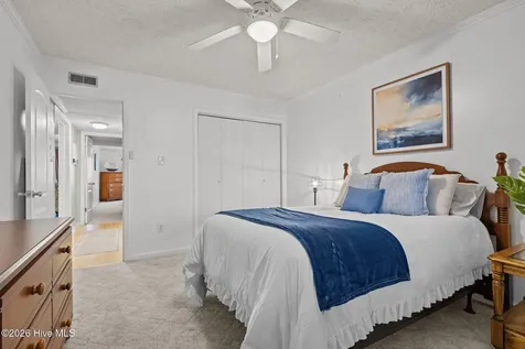 118 Lake Avenue Morehead City NC 28557