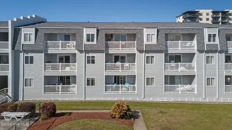 118 Lake Avenue Morehead City NC 28557