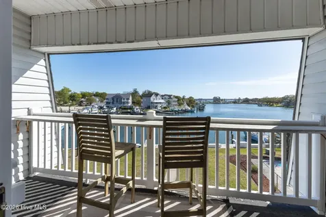 118 Lake Avenue Morehead City NC 28557