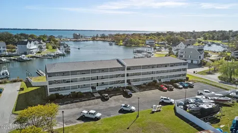 118 Lake Avenue Morehead City NC 28557