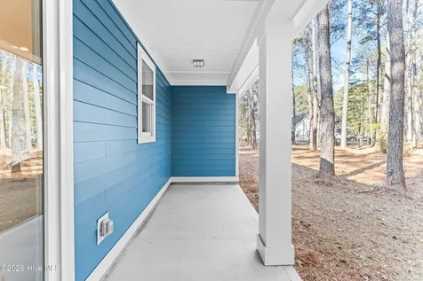 570 Captains Court SE Bolivia NC 28422
