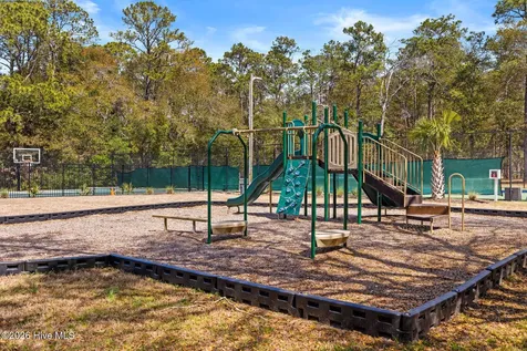 570 Captains Court SE Bolivia NC 28422
