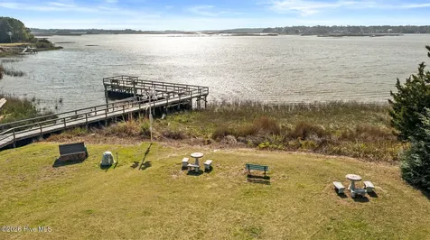 570 Captains Court SE Bolivia NC 28422