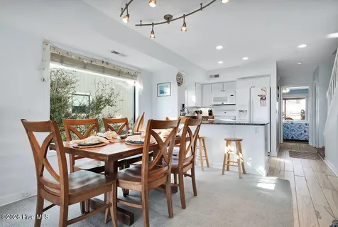 615 S Lumina Avenue Wrightsville Beach NC 28480