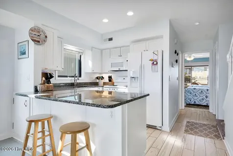 615 S Lumina Avenue Wrightsville Beach NC 28480