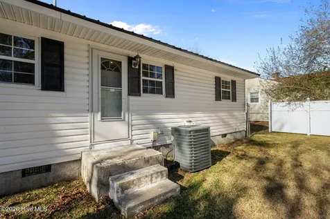 608 Williams Street Jacksonville NC 28540
