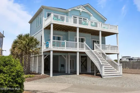 132 N Permuda Wynd Drive North Topsail Beach NC 28460