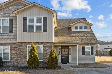 2204 Sweet Bay Drive Greenville NC 27834