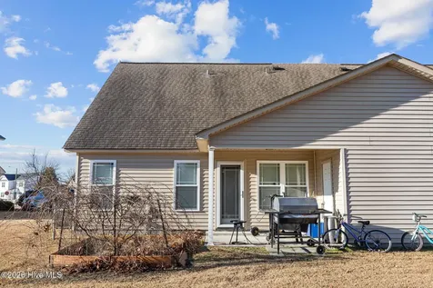 2204 Sweet Bay Drive Greenville NC 27834