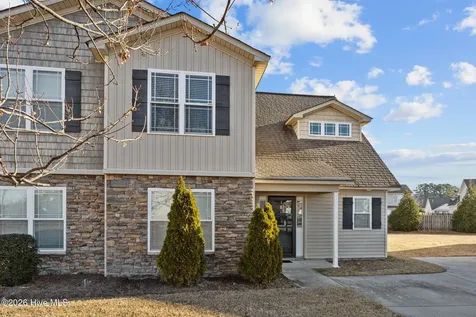 2204 Sweet Bay Drive Greenville NC 27834