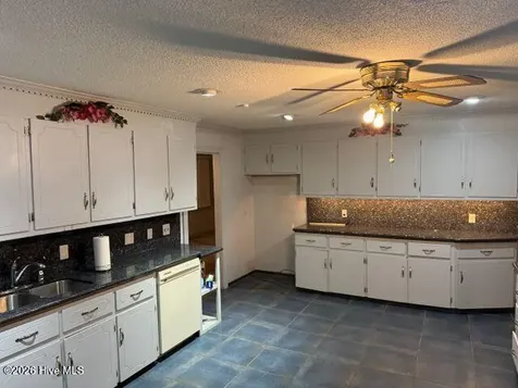 604 Eleanor Street Greenville NC 27858