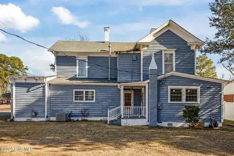 308 N Front Street Hamilton NC 27840