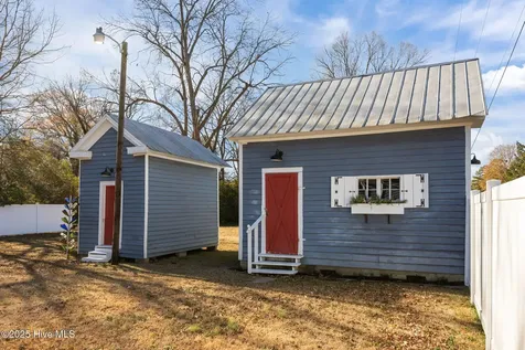 308 N Front Street Hamilton NC 27840
