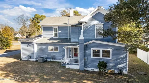 308 N Front Street Hamilton NC 27840