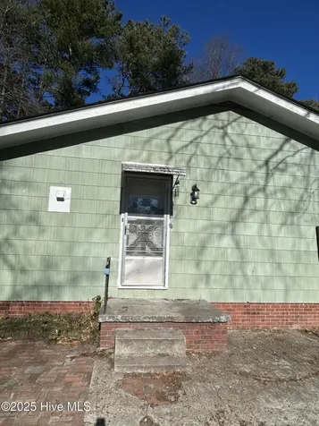 206 Waldrop Road Dudley NC 28333