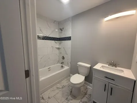 203 Stewart Avenue Clinton NC 28328