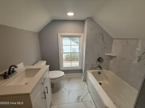 203 Stewart Avenue Clinton NC 28328