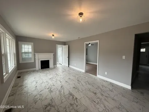 203 Stewart Avenue Clinton NC 28328