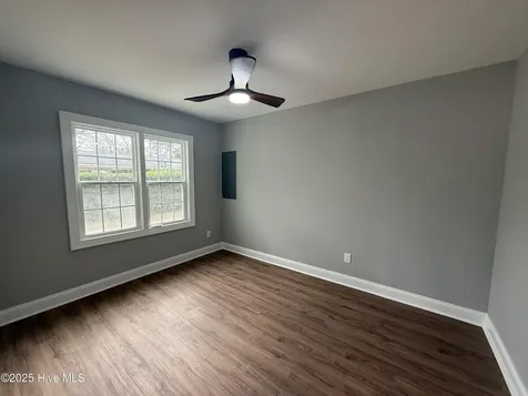 203 Stewart Avenue Clinton NC 28328