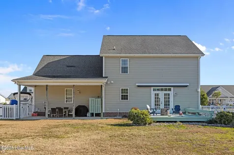 1807 Olde Farm Road Morehead City NC 28557