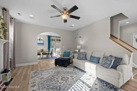 1807 Olde Farm Road Morehead City NC 28557