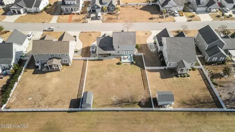 1807 Olde Farm Road Morehead City NC 28557