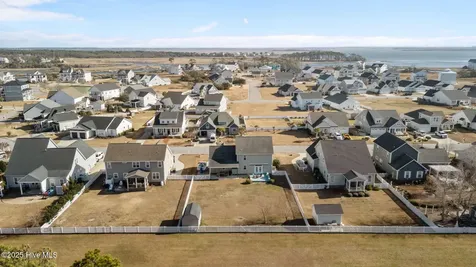 1807 Olde Farm Road Morehead City NC 28557