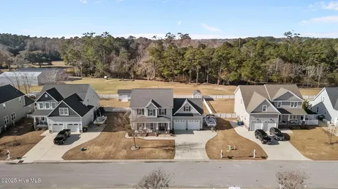 1807 Olde Farm Road Morehead City NC 28557