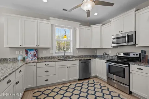 1807 Olde Farm Road Morehead City NC 28557