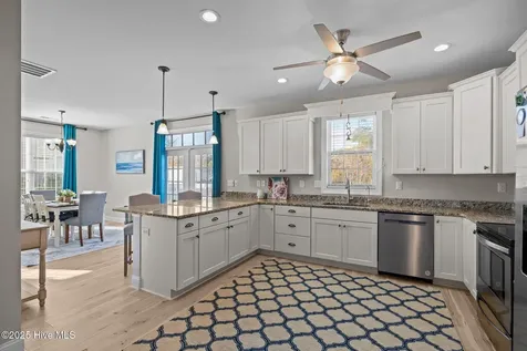 1807 Olde Farm Road Morehead City NC 28557
