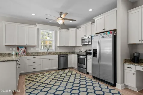 1807 Olde Farm Road Morehead City NC 28557