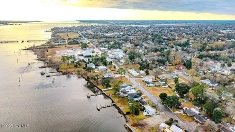 305 North Avenue New Bern NC 28560