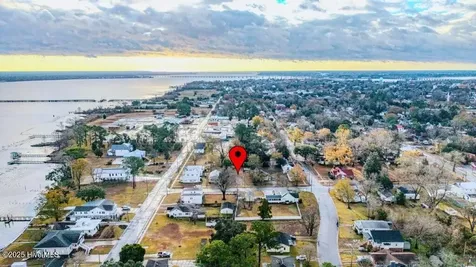 305 North Avenue New Bern NC 28560