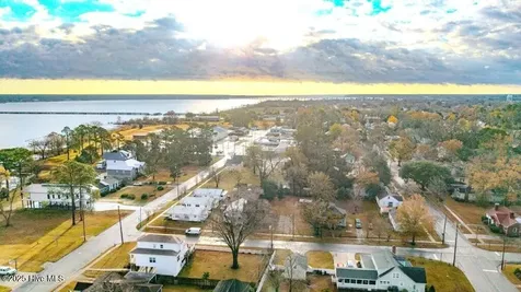 305 North Avenue New Bern NC 28560