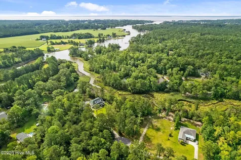 166 Marsh Run Oriental NC 28571