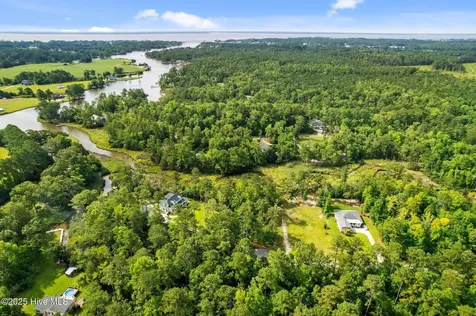 166 Marsh Run Oriental NC 28571