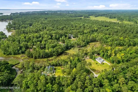 166 Marsh Run Oriental NC 28571
