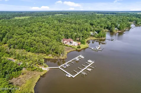 166 Marsh Run Oriental NC 28571