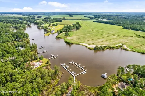 166 Marsh Run Oriental NC 28571