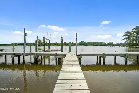 166 Marsh Run Oriental NC 28571