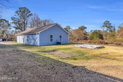 9564 Holly Hills Drive NE Leland NC 28451