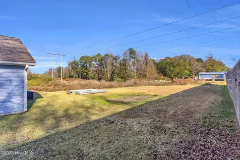 9564 Holly Hills Drive NE Leland NC 28451