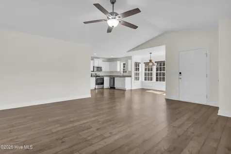 9564 Holly Hills Drive NE Leland NC 28451