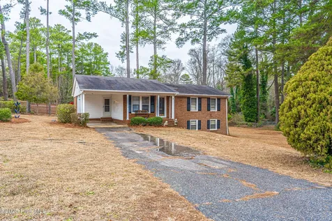 1213 Oak Avenue Hamlet NC 28345